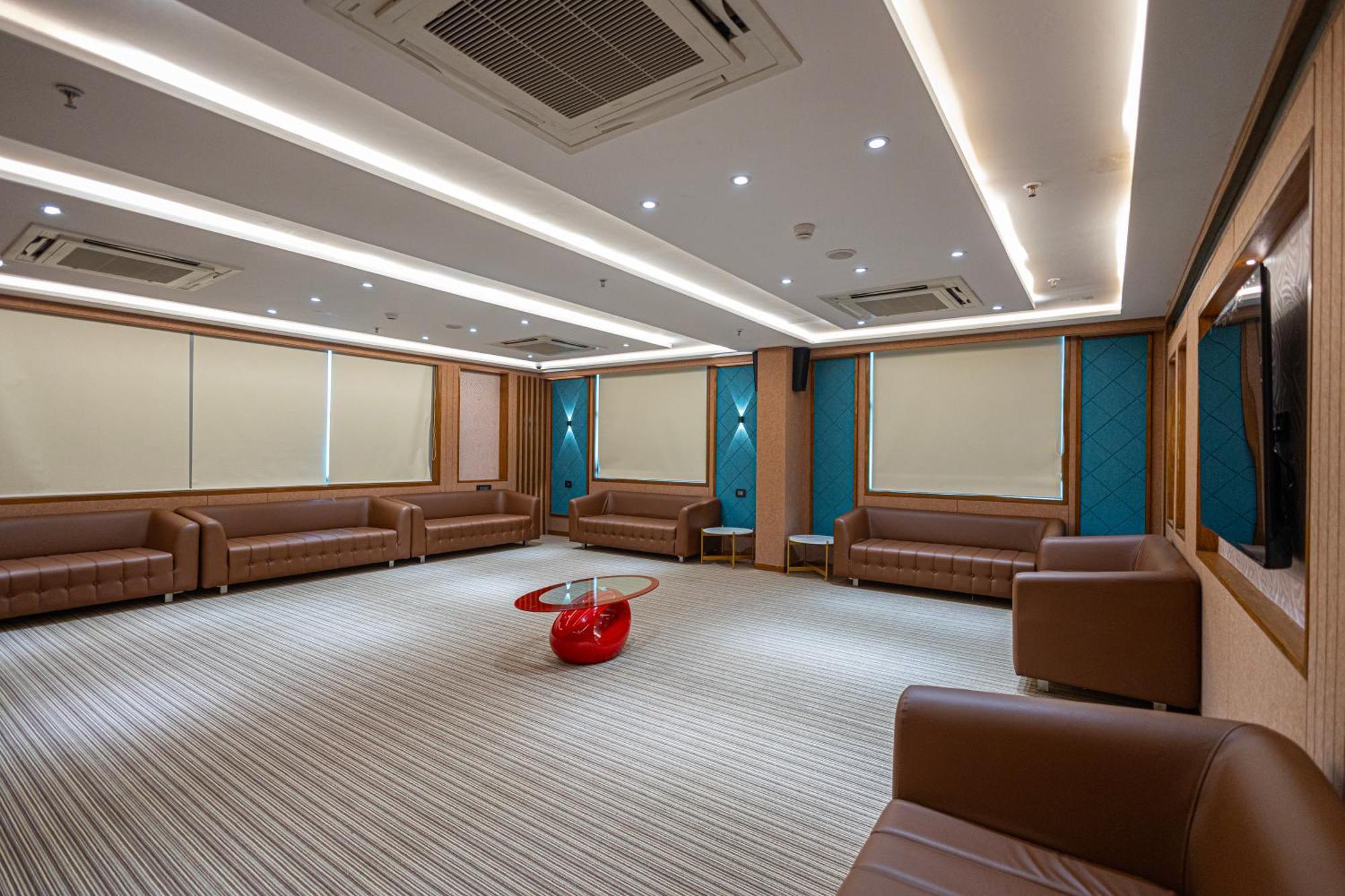 Ramada Encore By Wyndham Viramgam Exterior foto